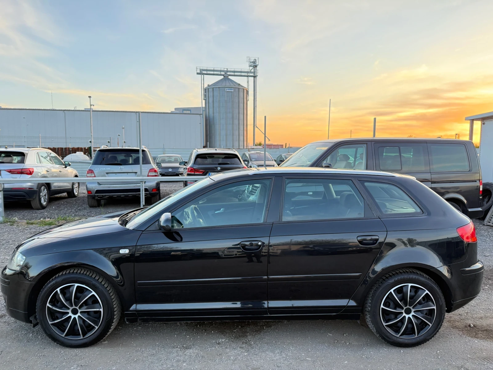 Audi A3 1.9tdi 105к.с SPORT BACK , снимка 5 - Автомобили и джипове - 54090309