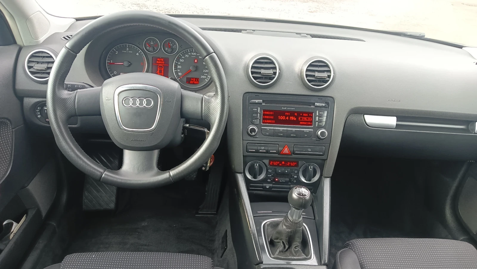 Audi A3 1.9tdi 105к.с SPORT BACK , снимка 9 - Автомобили и джипове - 54090309
