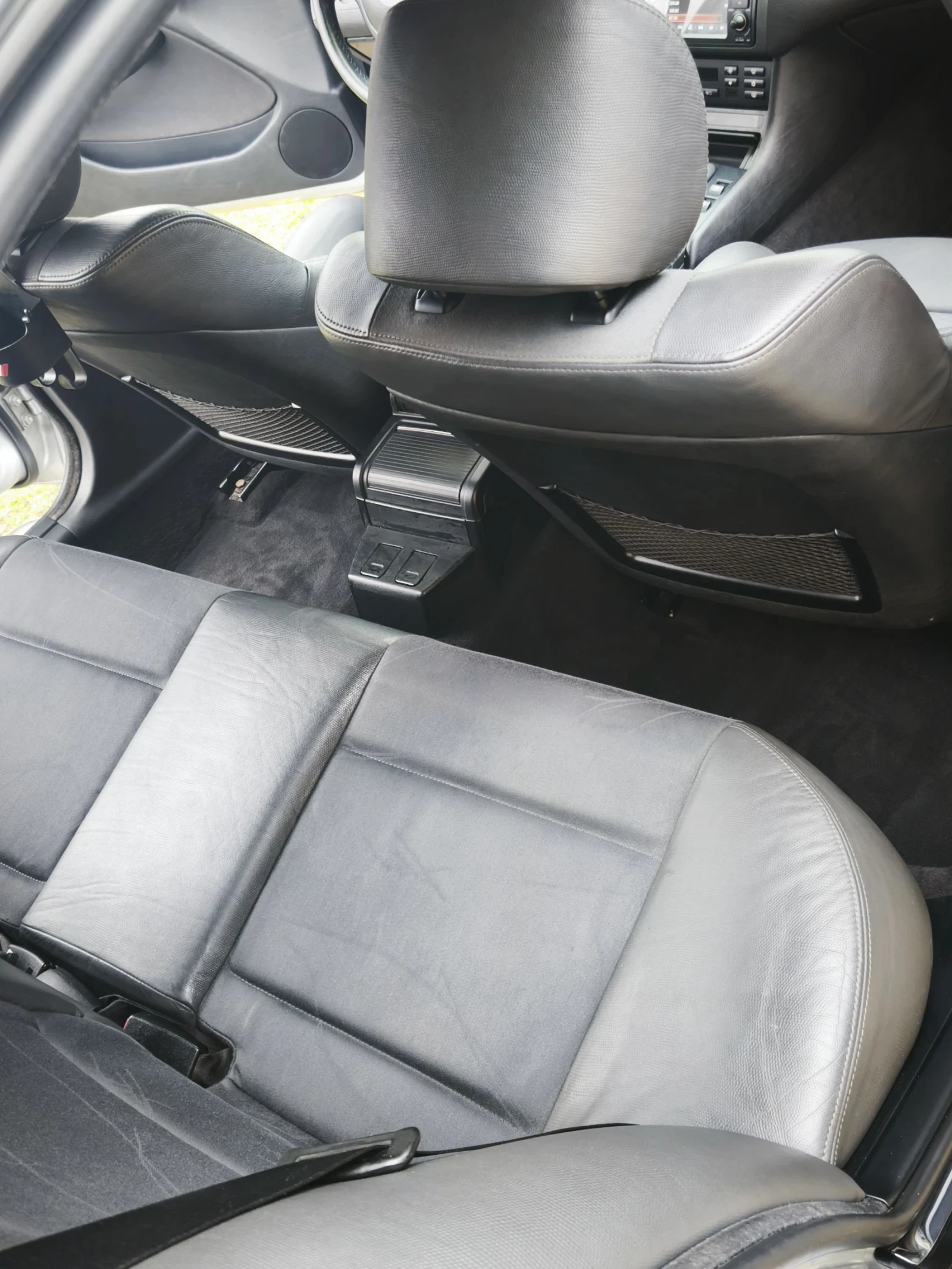 BMW 330, снимка 15 - Автомобили и джипове - 55089674