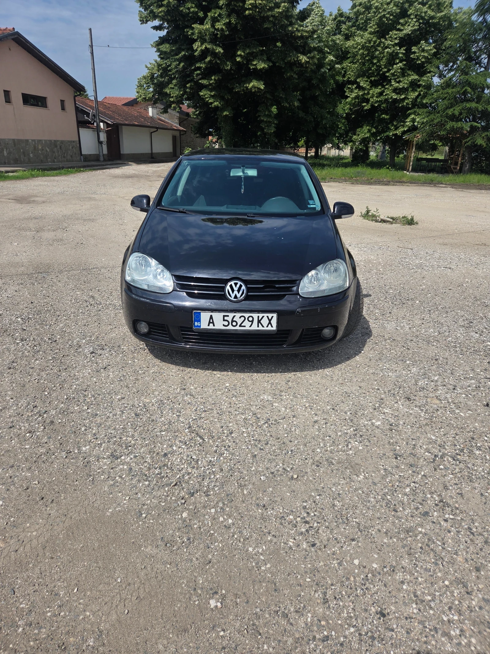 VW Golf 1.6fsi, снимка 2 - Автомобили и джипове - 54817353