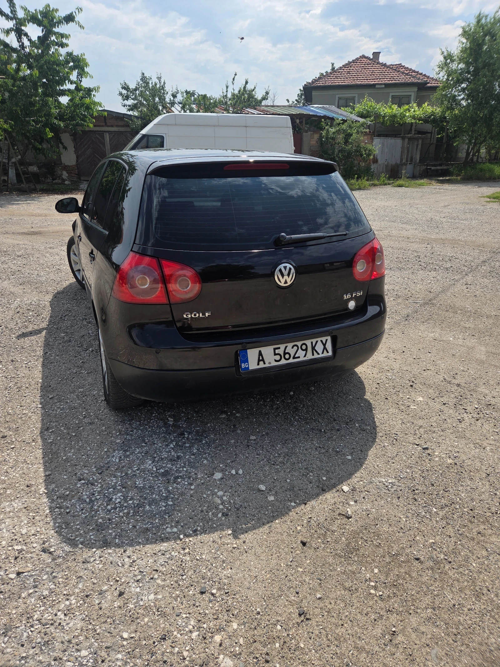 VW Golf 1.6fsi, снимка 4 - Автомобили и джипове - 54817353