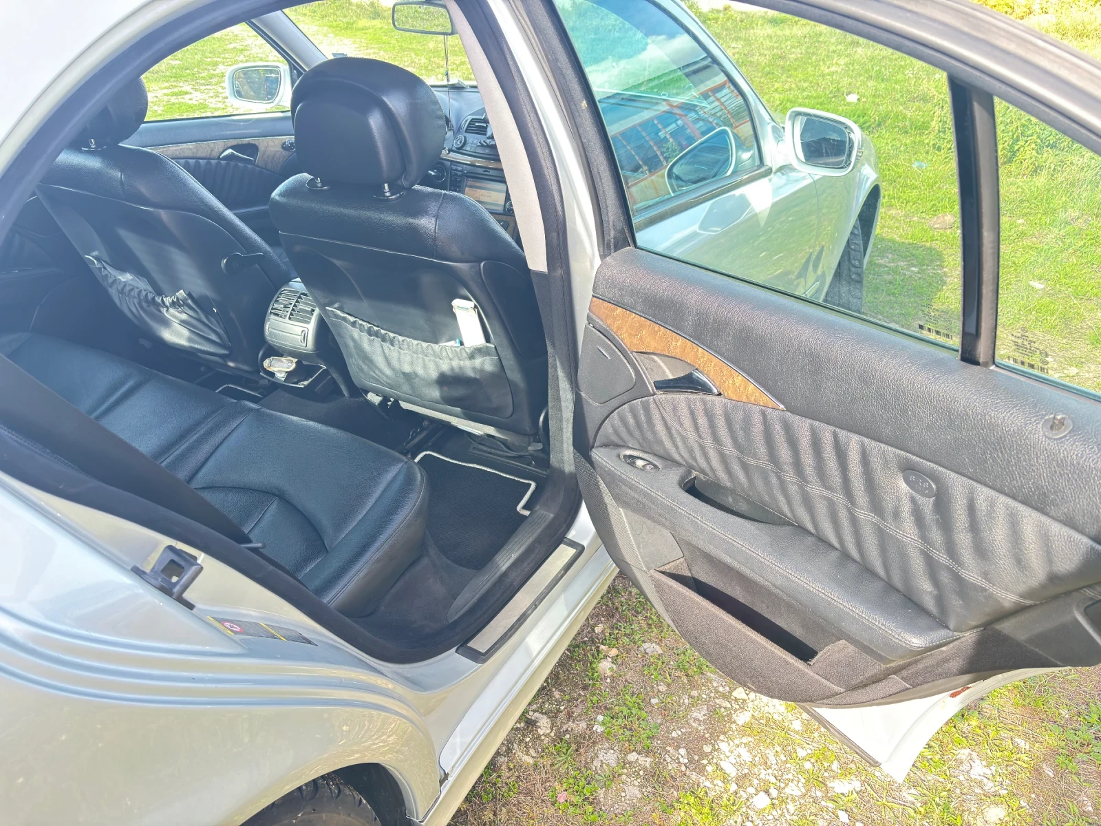 Mercedes-Benz E 280, снимка 9 - Автомобили и джипове - 55016417
