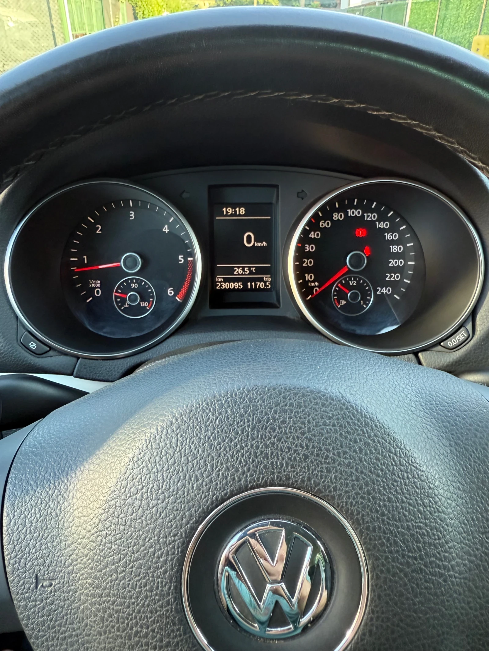 VW Golf 1.6 TDI , HIGHLINE , 4 MOTION, снимка 7 - Автомобили и джипове - 55082317