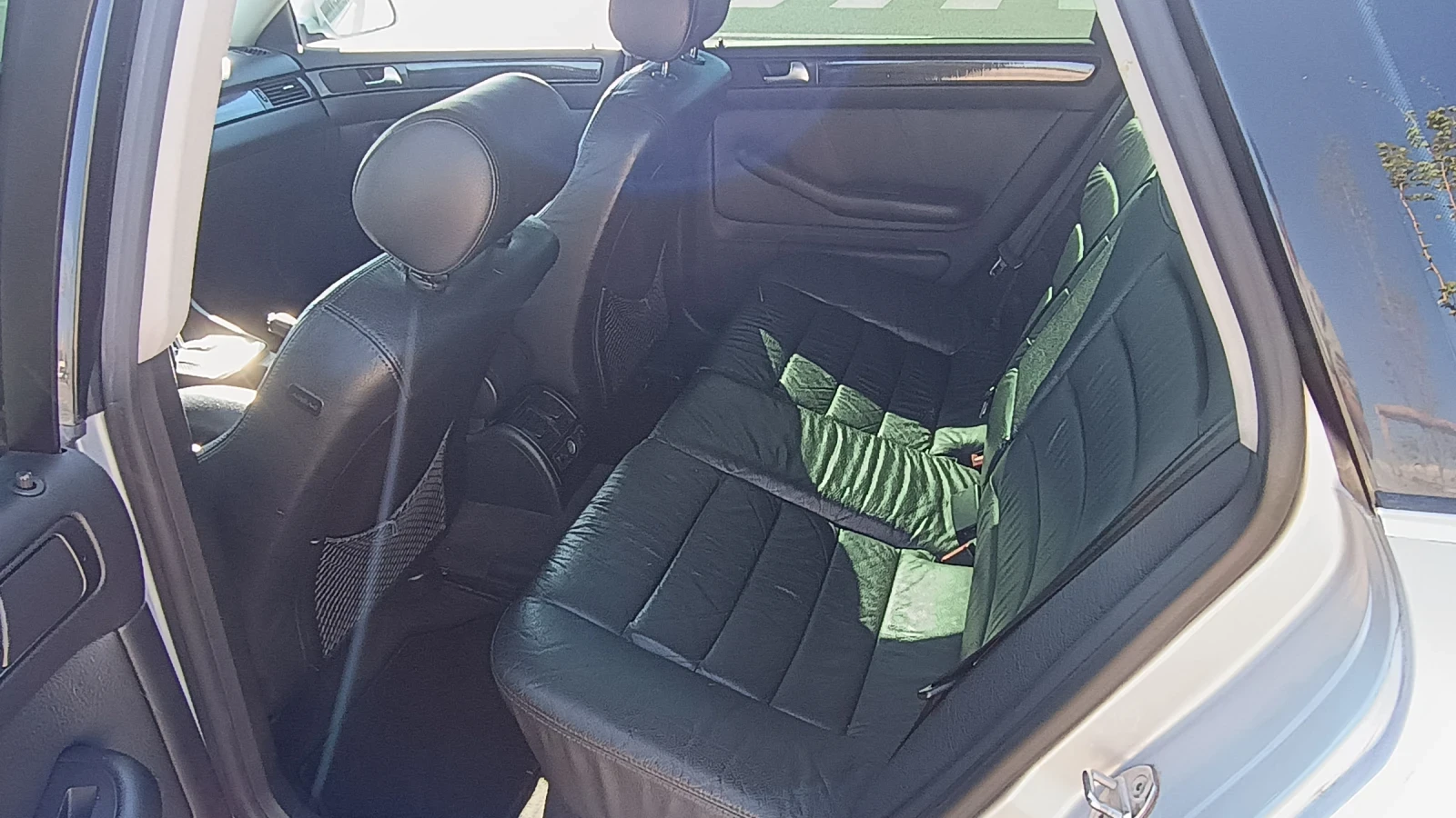 Audi A6 2.5TDI Quattro , снимка 10 - Автомобили и джипове - 55146579