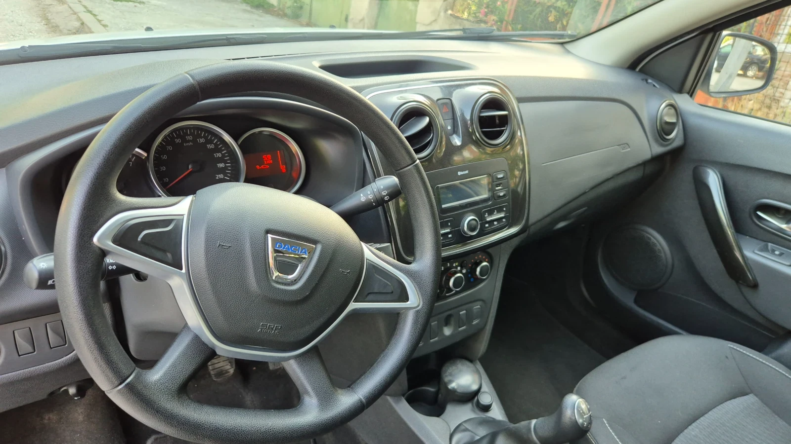 Dacia Logan MCV, снимка 9 - Автомобили и джипове - 55207656