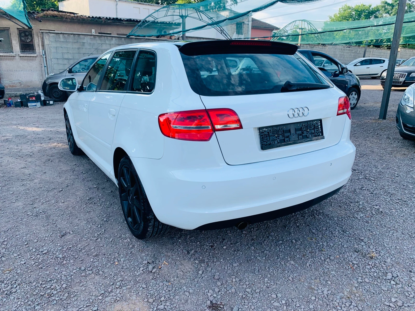 Audi A3 1.6tdi S-LINE, снимка 5 - Автомобили и джипове - 55237227