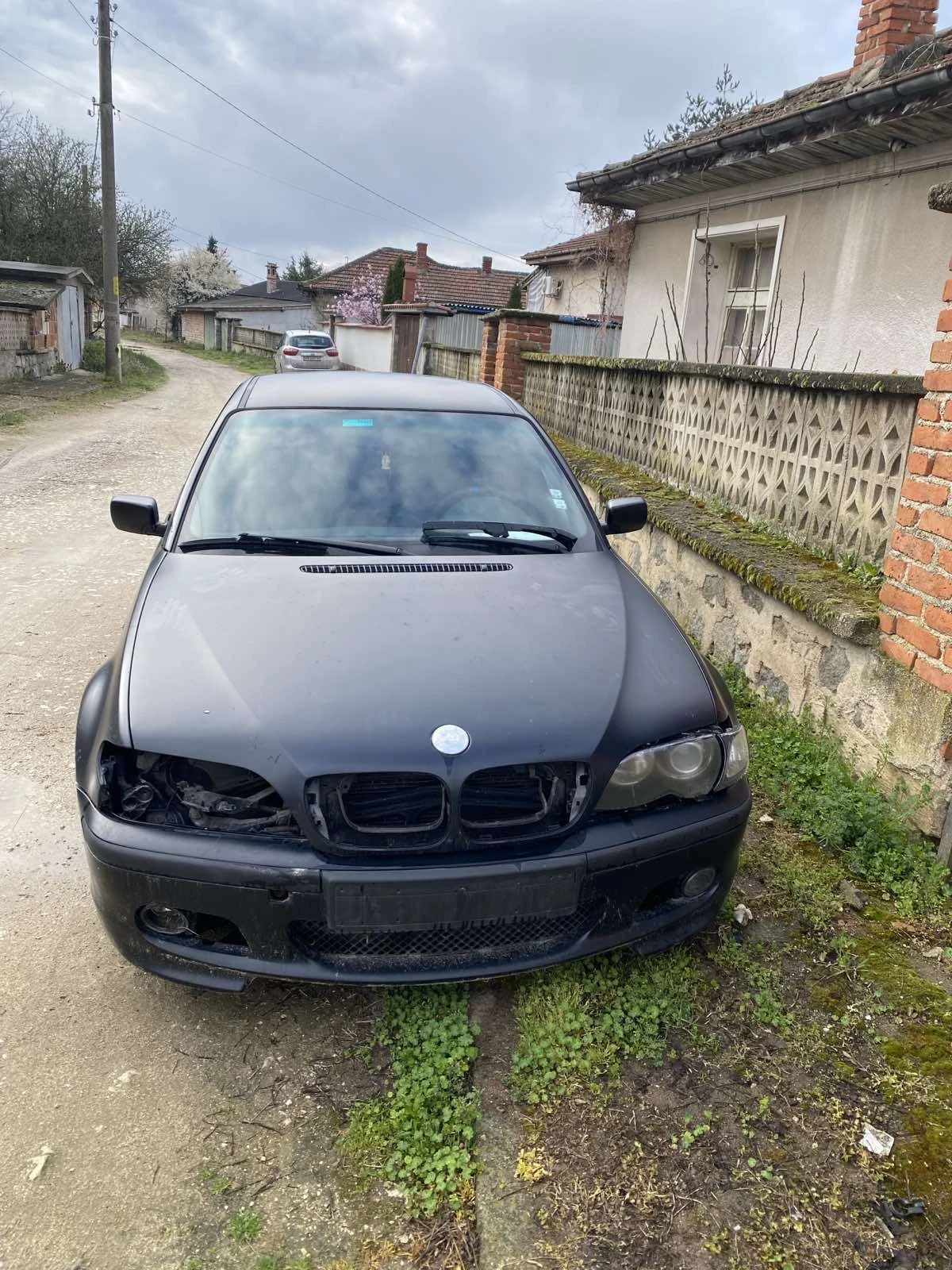 BMW 318, снимка 2 - Автомобили и джипове - 56069292