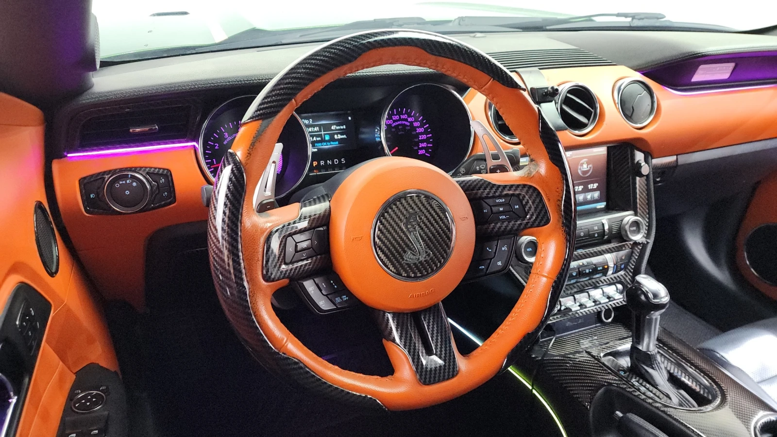 Ford Mustang GT 5.0, снимка 11 - Автомобили и джипове - 55497254
