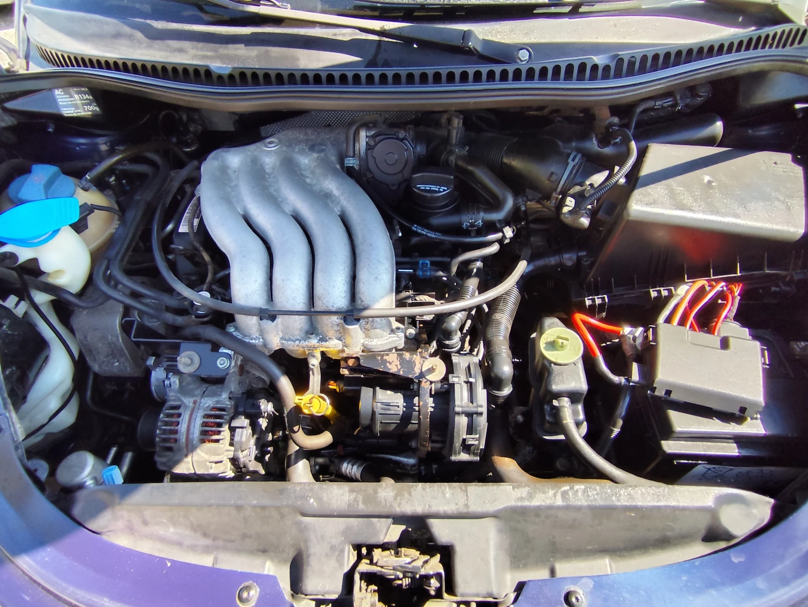 VW Beetle 2.0i* КЛИМАТИК* 116к.с., снимка 14 - Автомобили и джипове - 55736004