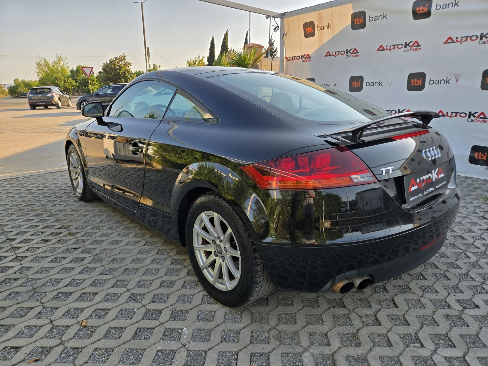 Audi Tt 2.0T-200кс= АВТОМАТ= ПОДГРЕВ= FACELIFT, снимка 5 - Автомобили и джипове - 55805573