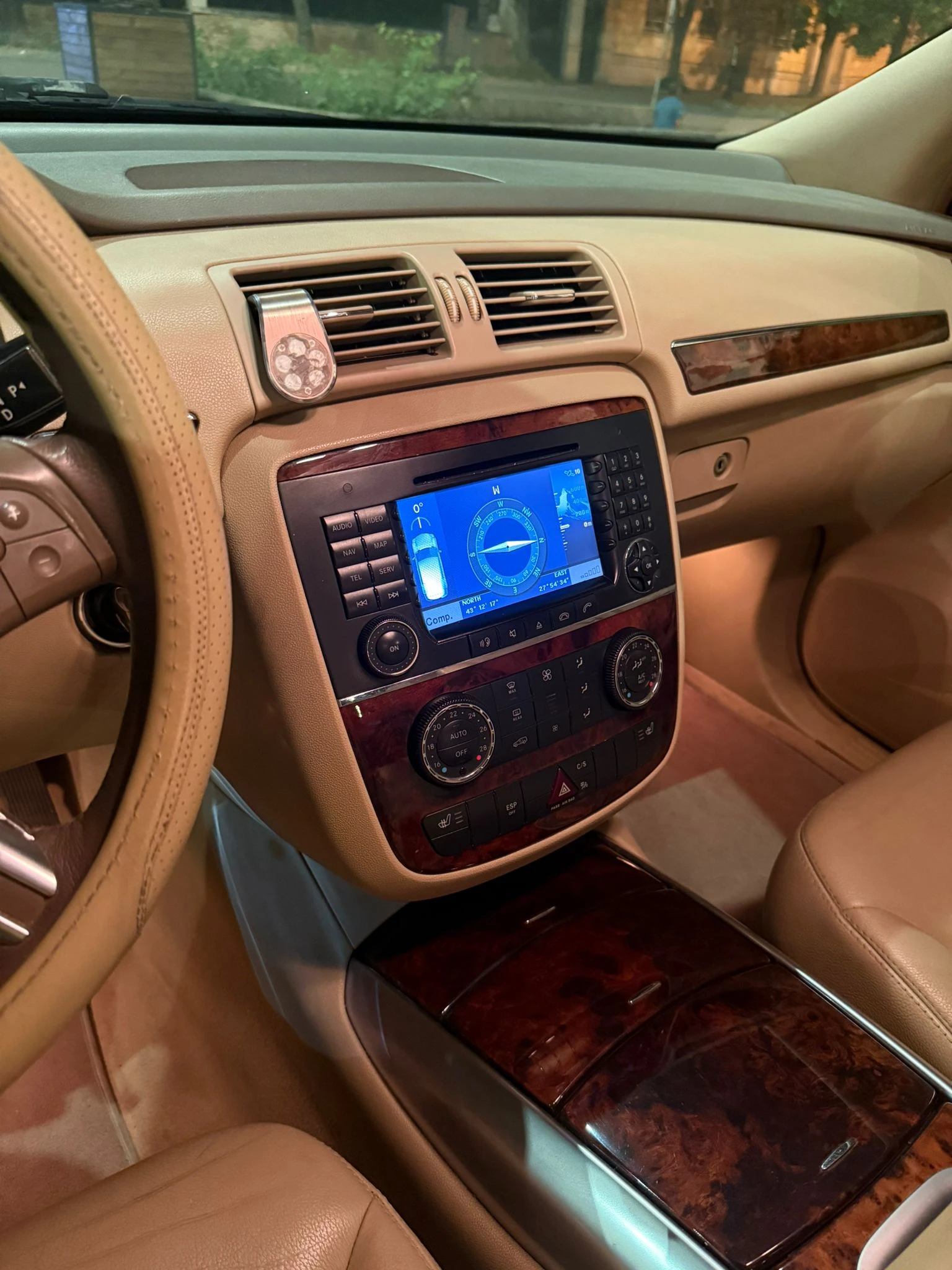 Mercedes-Benz R 280 CDI 4x4, снимка 12 - Автомобили и джипове - 55944487