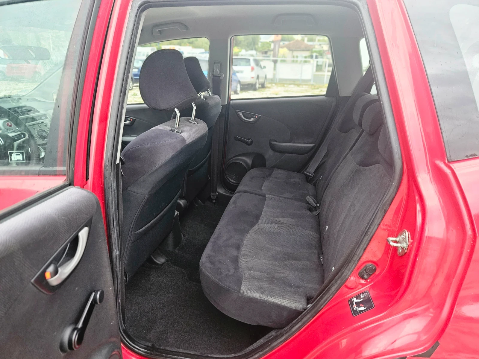 Honda Jazz 1.4, снимка 11 - Автомобили и джипове - 56273752