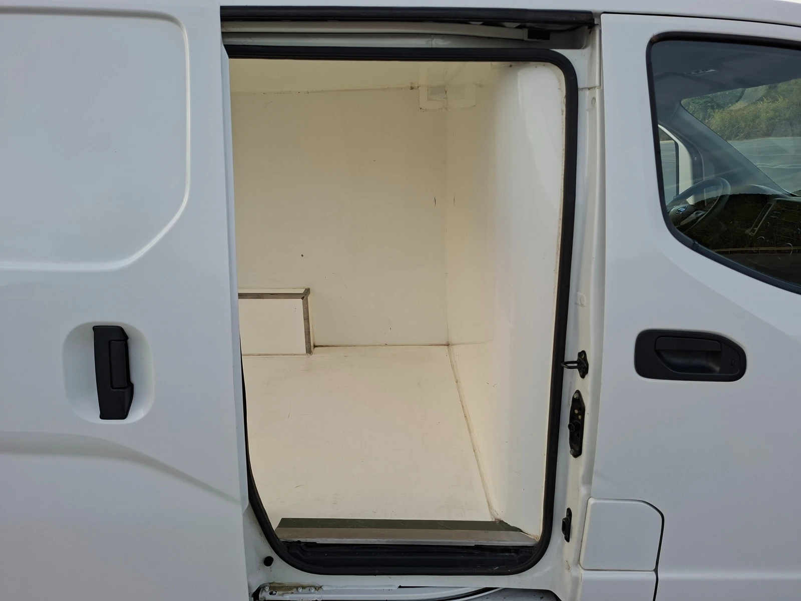 Nissan e-NV200 E-NV200* Klima, снимка 11 - Автомобили и джипове - 56408823