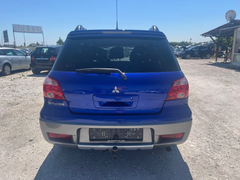 Mitsubishi Outlander 2.0i, снимка 4 - Автомобили и джипове - 50539080