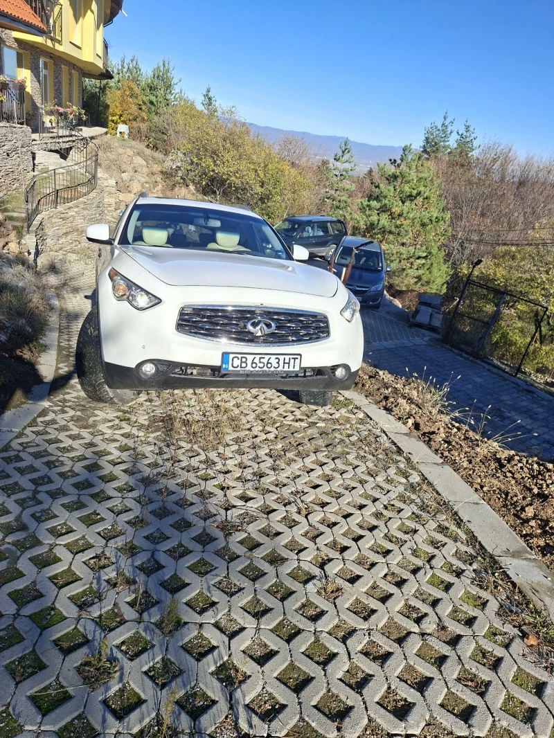 Infiniti Fx 35 3.5 бензин/газ, снимка 3 - Автомобили и джипове - 53110309