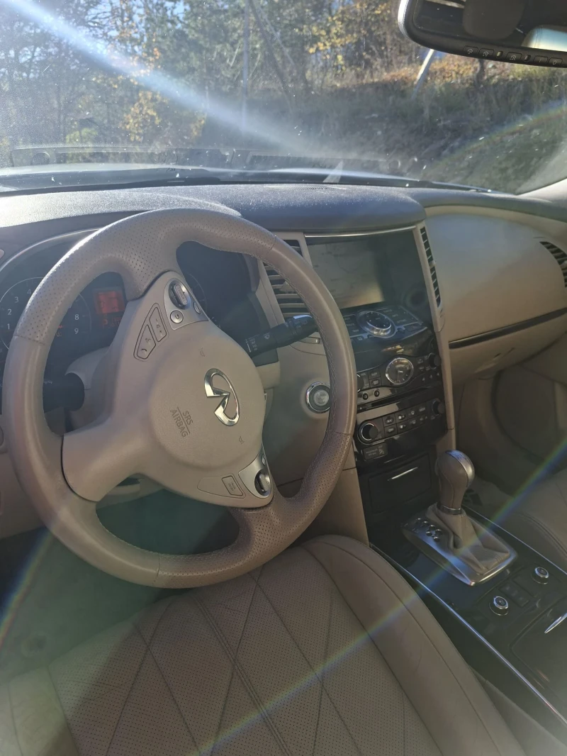 Infiniti Fx 35 3.5 бензин/газ, снимка 16 - Автомобили и джипове - 53110309