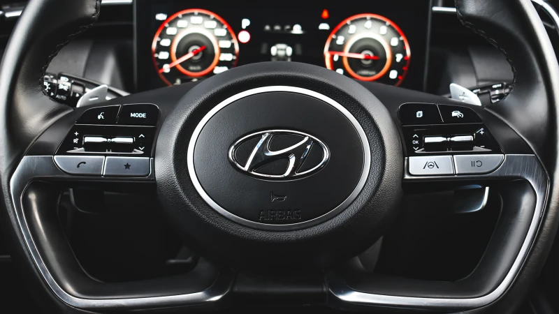 Hyundai Tucson 1.6 T-GDi COMFORT Plug-in Hybrid 4x4 Automatic, снимка 10 - Автомобили и джипове - 52650053