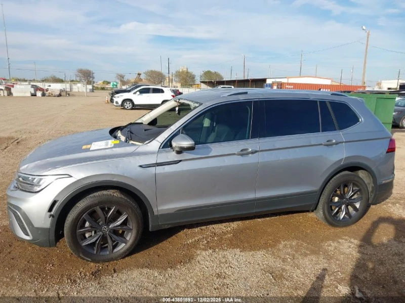 VW Tiguan R-Line* Крайна цена, снимка 4 - Автомобили и джипове - 53589790