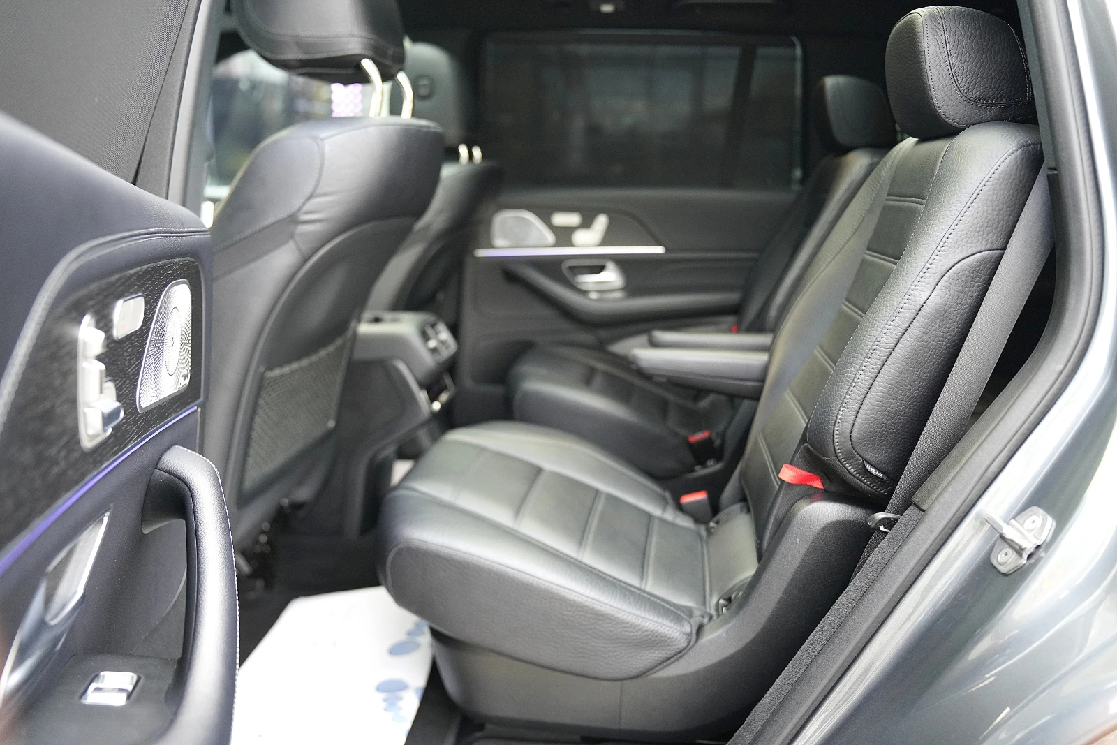 Mercedes-Benz GLS 400 d 4Matic AMG Line Night Package | Mobile.bg   11