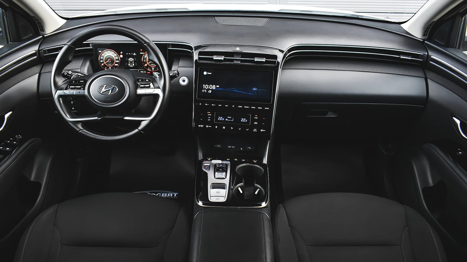 Hyundai Tucson 1.6 T-GDi COMFORT Plug-in Hybrid 4x4 Automatic - изображение 8