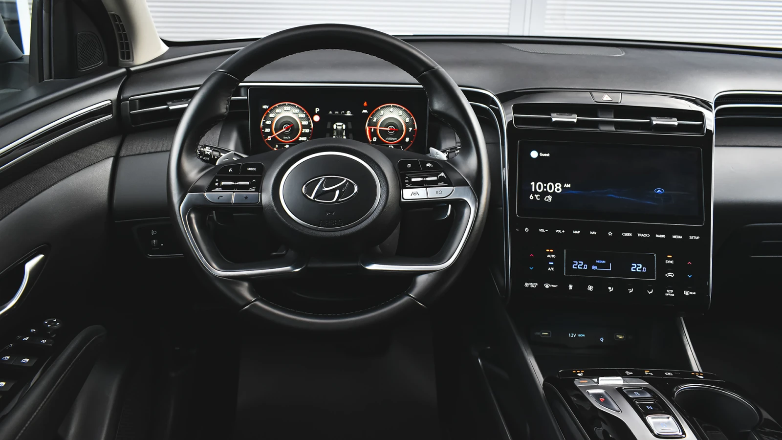 Hyundai Tucson 1.6 T-GDi COMFORT Plug-in Hybrid 4x4 Automatic - изображение 9