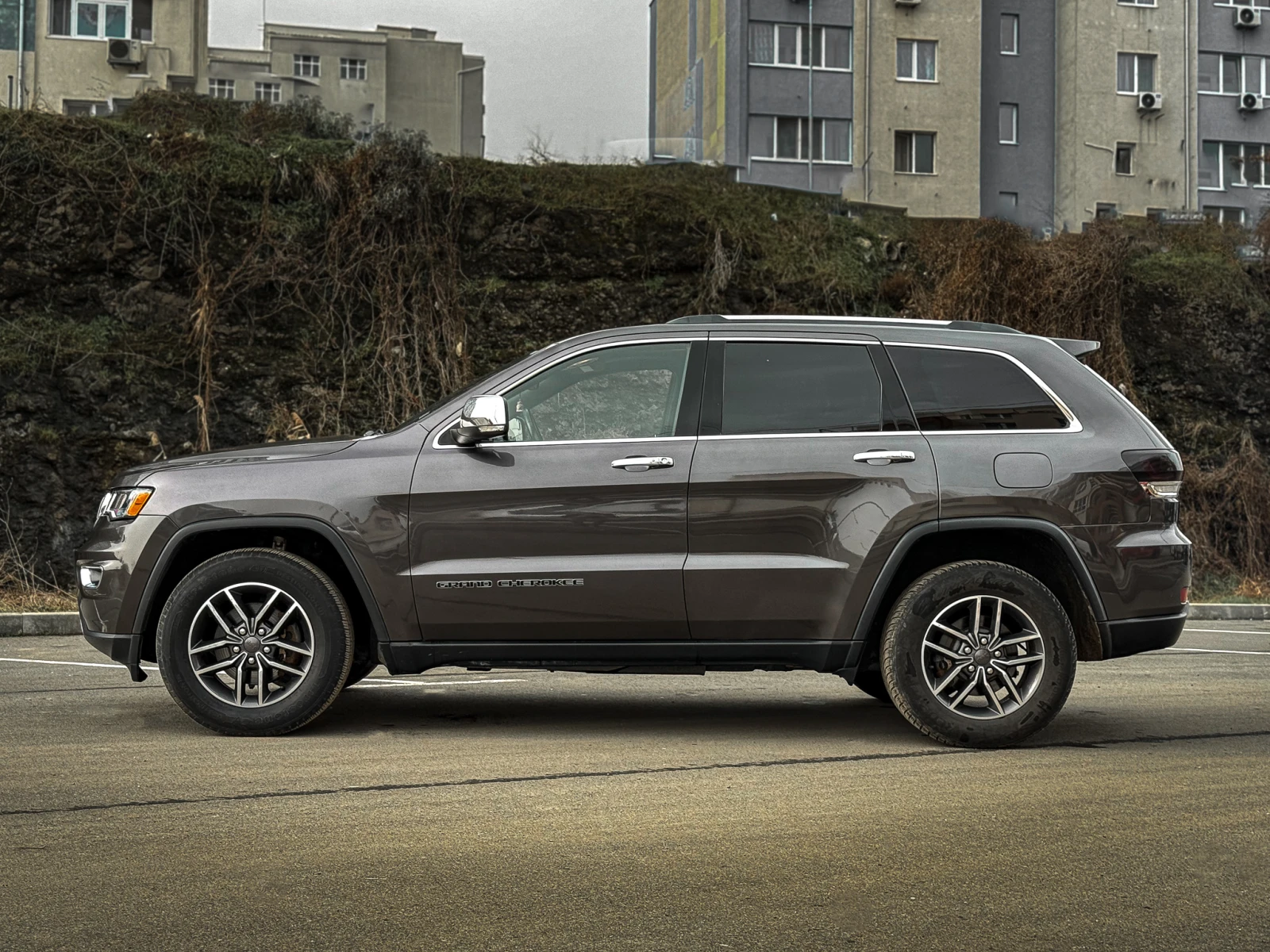 Jeep Grand cherokee Limited, снимка 2 - Автомобили и джипове - 53576095