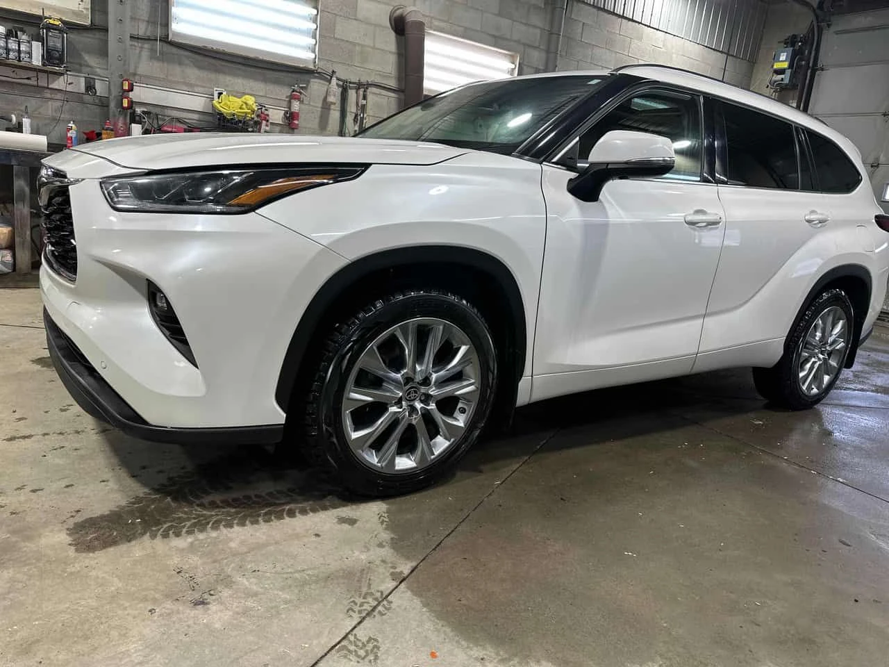 Toyota Highlander Limited/CARFAX/ОБДУХВАНЕ/ПОДГРЕВИ/ШИБИДАХ , снимка 3 - Автомобили и джипове - 53771061