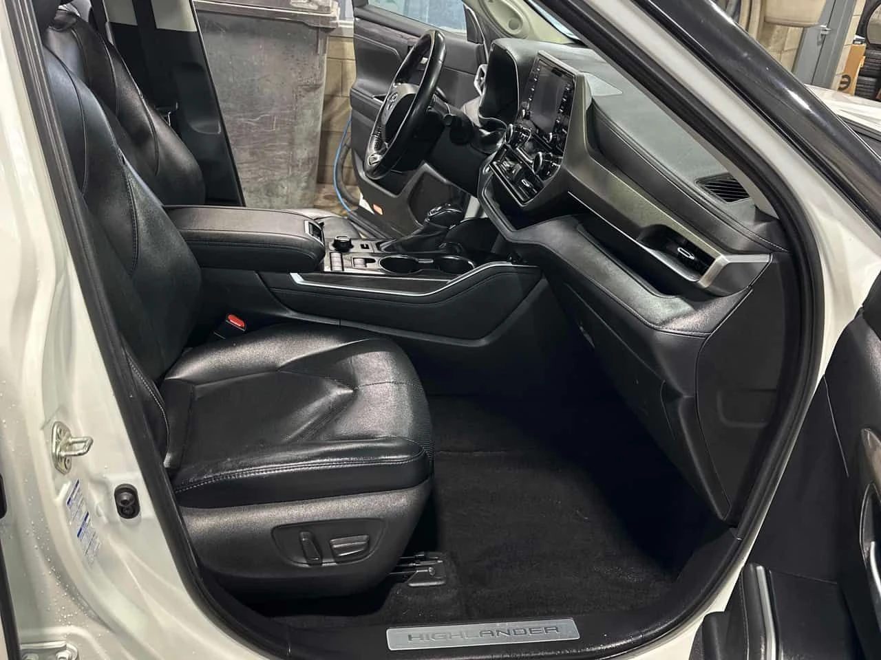 Toyota Highlander Limited/CARFAX/ОБДУХВАНЕ/ПОДГРЕВИ/ШИБИДАХ , снимка 12 - Автомобили и джипове - 53771061