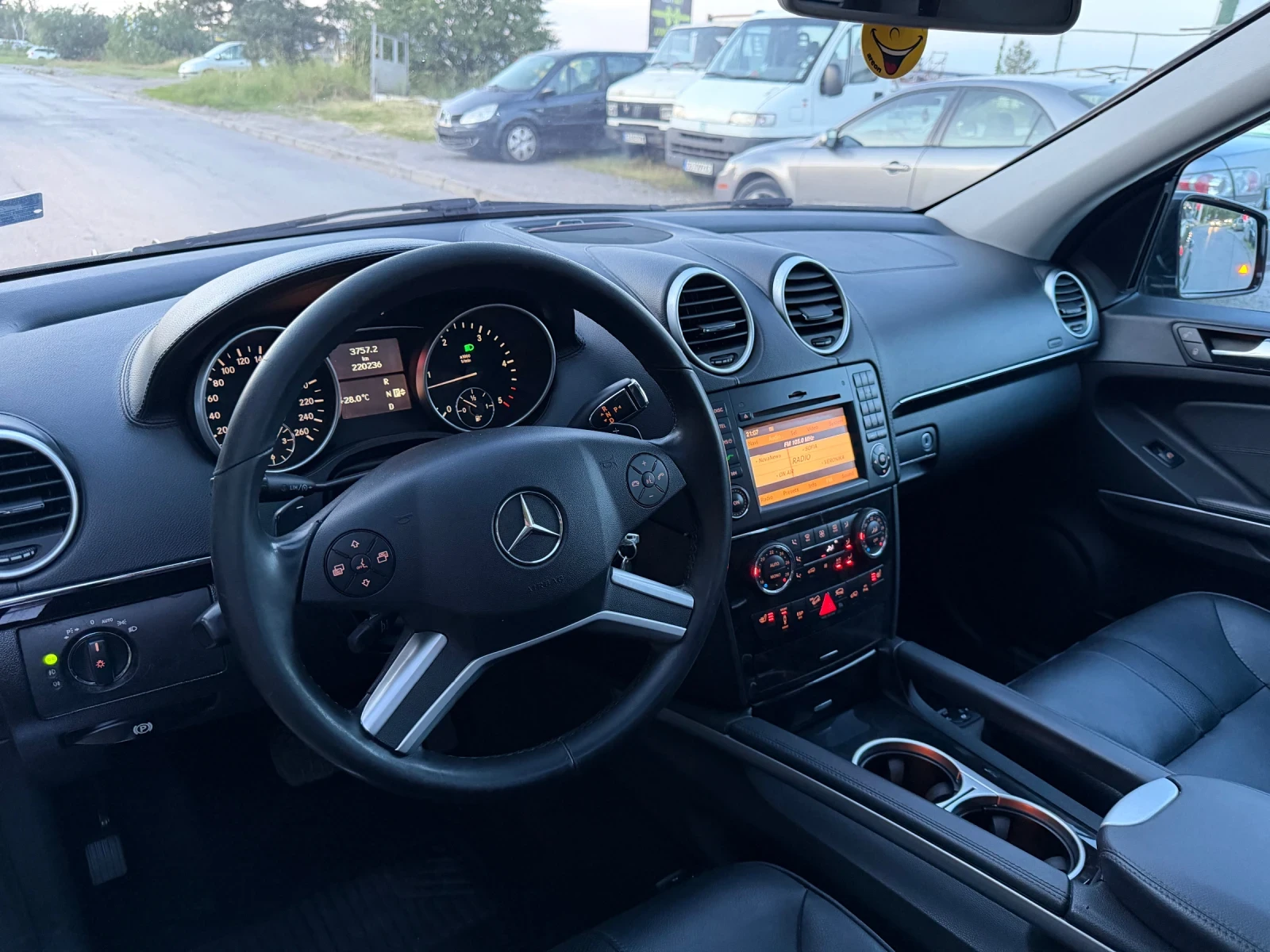 Mercedes-Benz ML 350 AMG FACELIFT, снимка 9 - Автомобили и джипове - 54839791