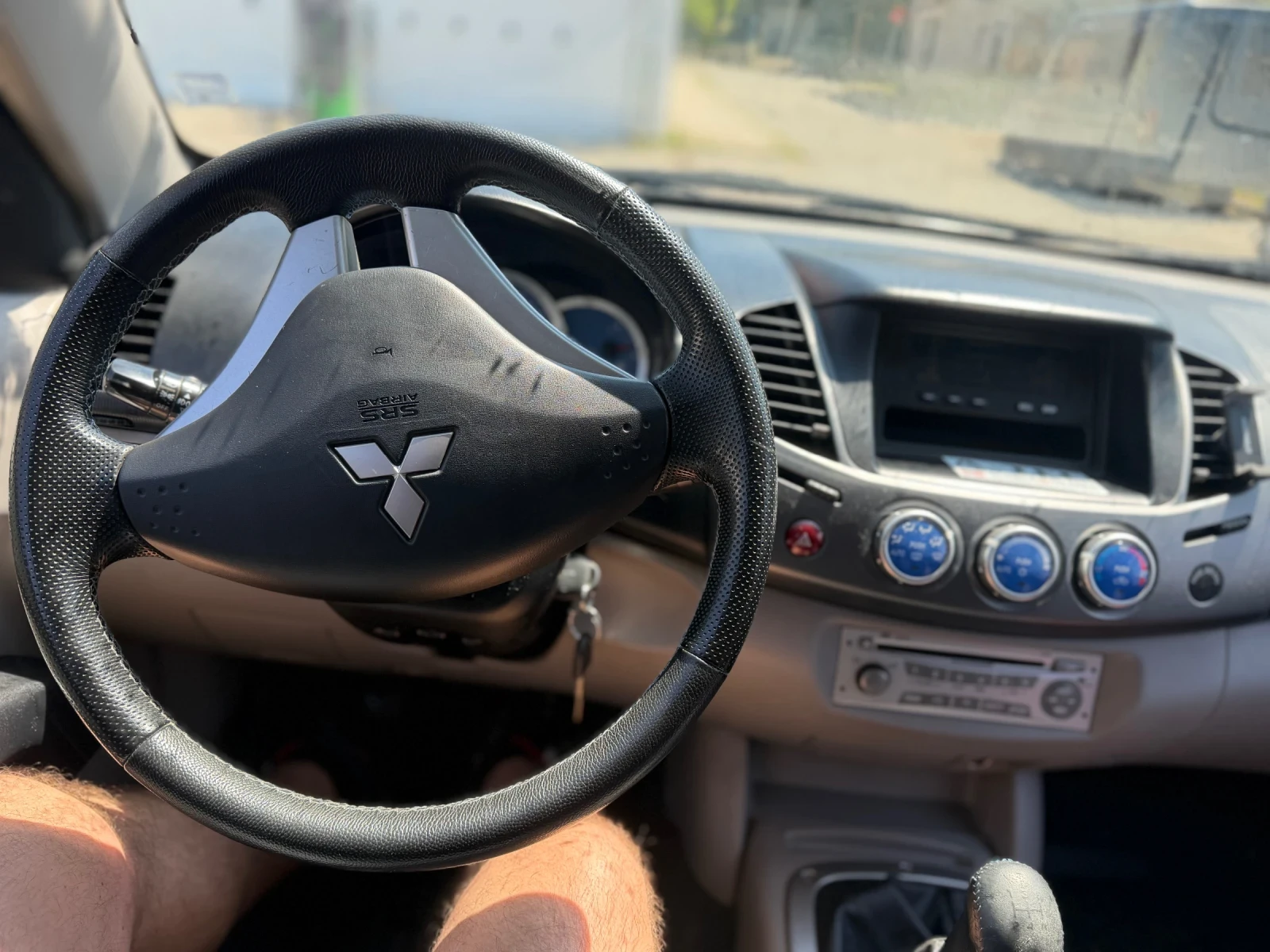 Mitsubishi L200 136кс, снимка 14 - Автомобили и джипове - 54988688