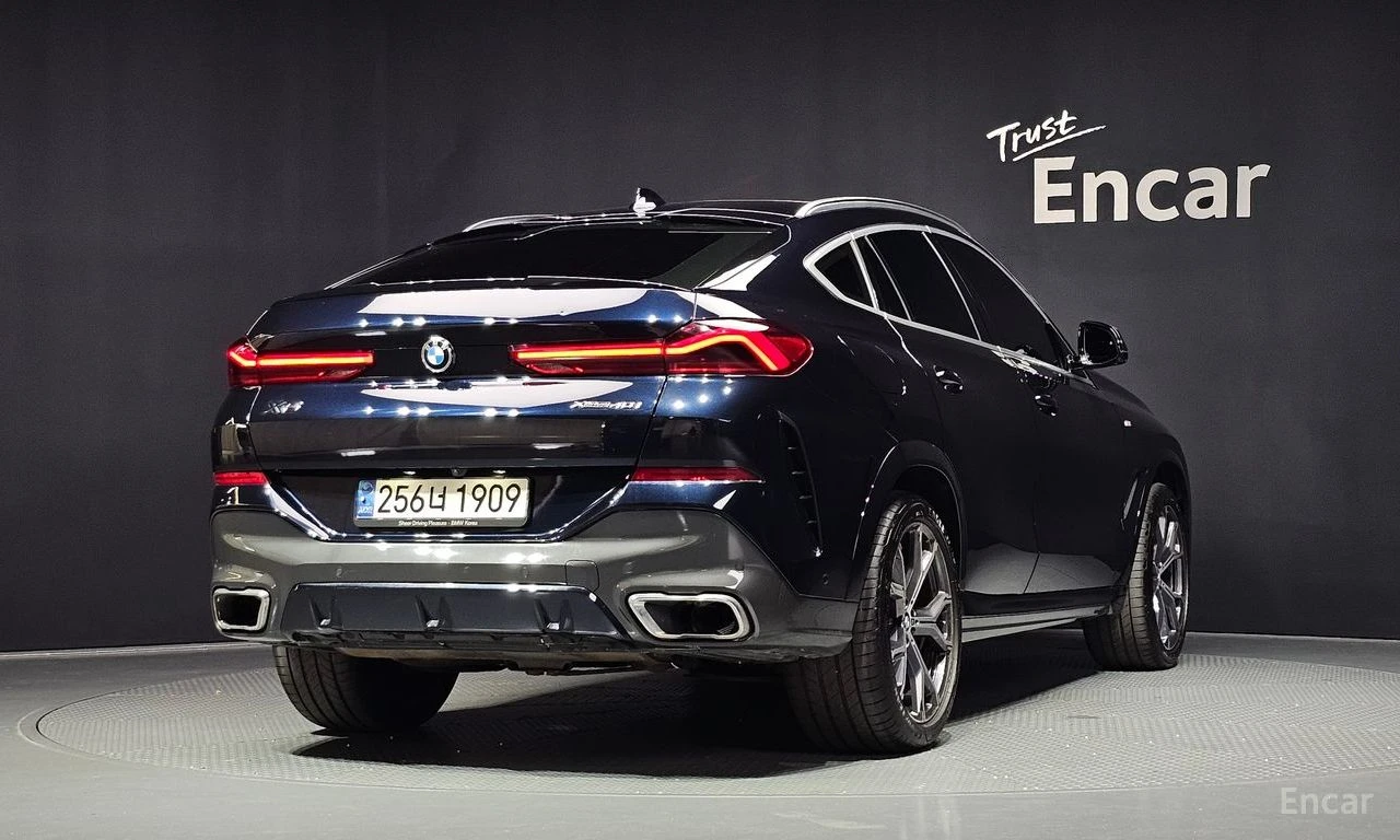 BMW X6 40i* M* SPORT* LASER* ОБДУХВАНЕ* BOWER* WILKINS* Х, снимка 2 - Автомобили и джипове - 55104682