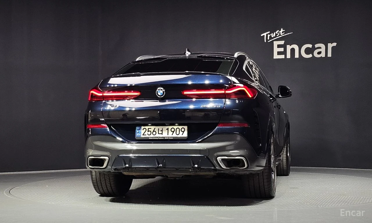 BMW X6 40i* M* SPORT* LASER* ОБДУХВАНЕ* BOWER* WILKINS* Х, снимка 4 - Автомобили и джипове - 55104682
