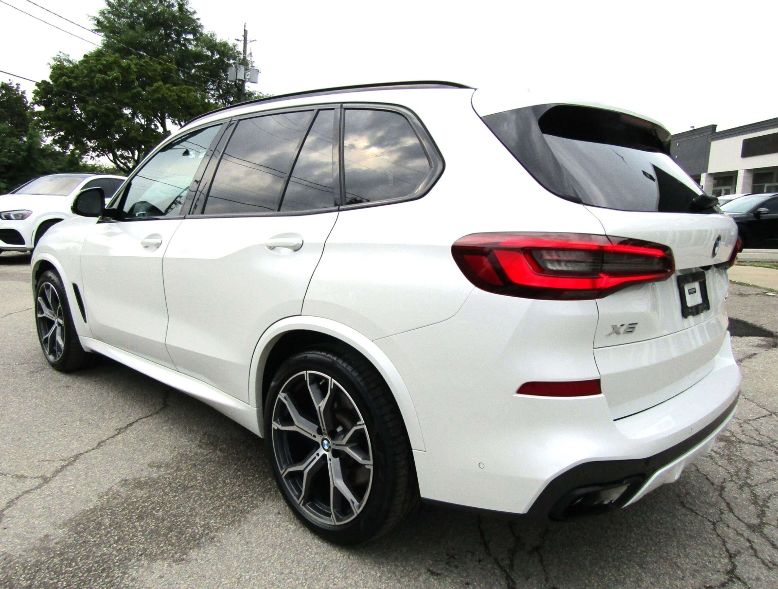 BMW X5 40i xDrive40i/ M SPORT PKG/ Laser , снимка 5 - Автомобили и джипове - 55999593