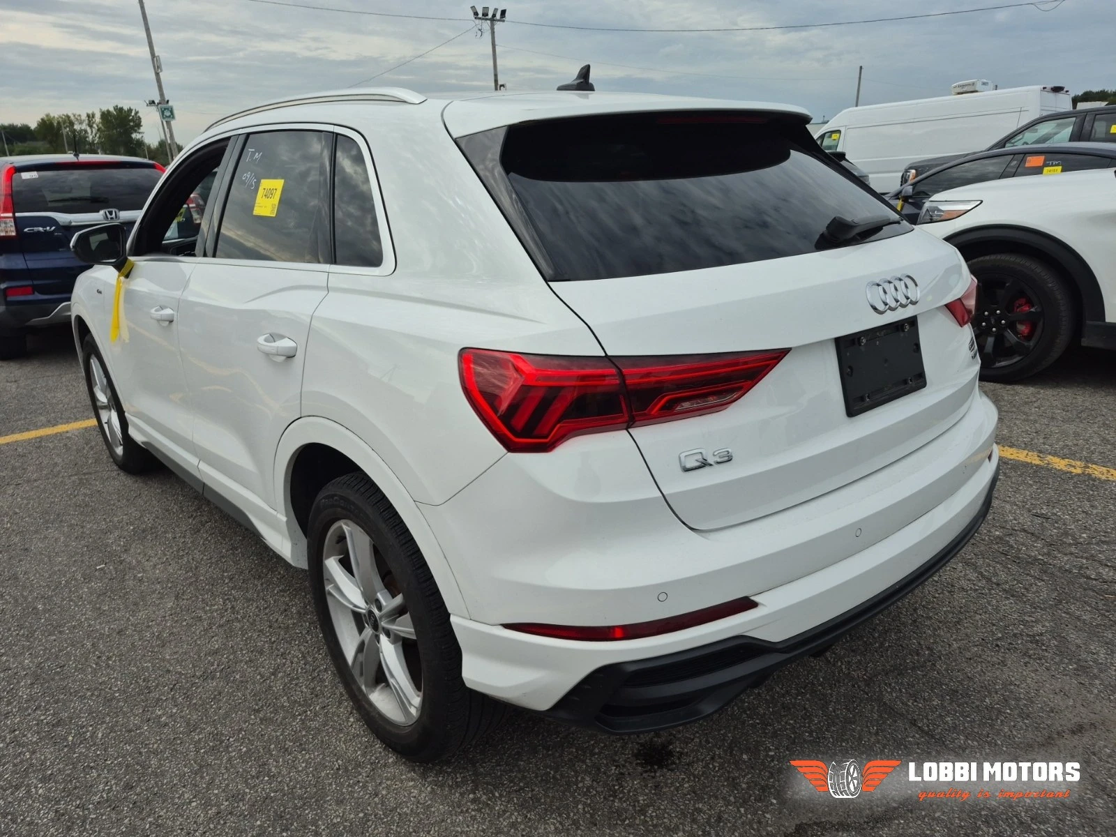 Audi Q3, снимка 4 - Автомобили и джипове - 56128948