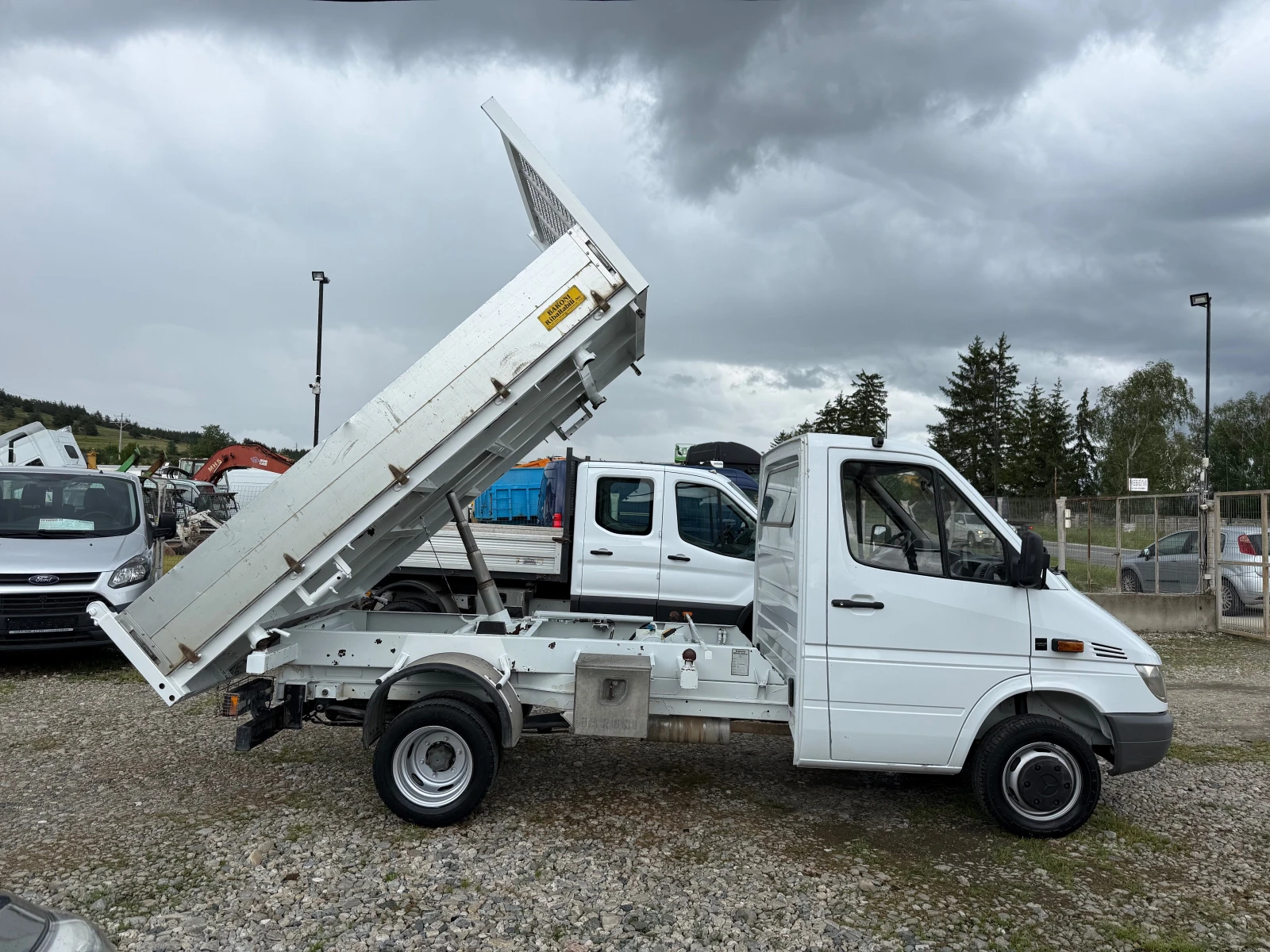 Mercedes-Benz Sprinter 411cdi-САМОСВАЛ ДО 3.5т, снимка 8 - Бусове и автобуси - 54780046