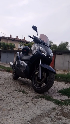 Yamaha X-max 