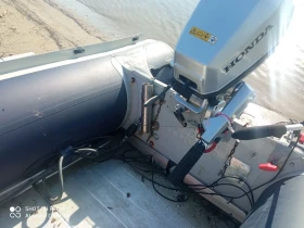 Надуваема лодка Honda Marine С бонус сонар Lowrance, снимка 3