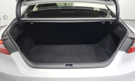 Toyota Camry 2.5 LE Hybrid, снимка 13