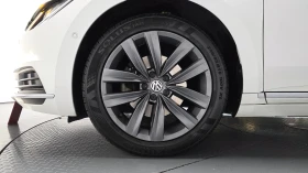 VW Arteon 2.0 TDI* BLIND SPOT* МАСАЖ* ЛЮК* КРАЙНА ЦЕНА, снимка 5