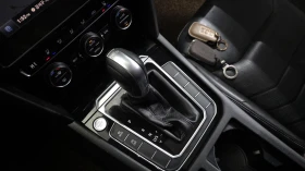 VW Arteon 2.0 TDI* BLIND SPOT* МАСАЖ* ЛЮК* КРАЙНА ЦЕНА, снимка 9