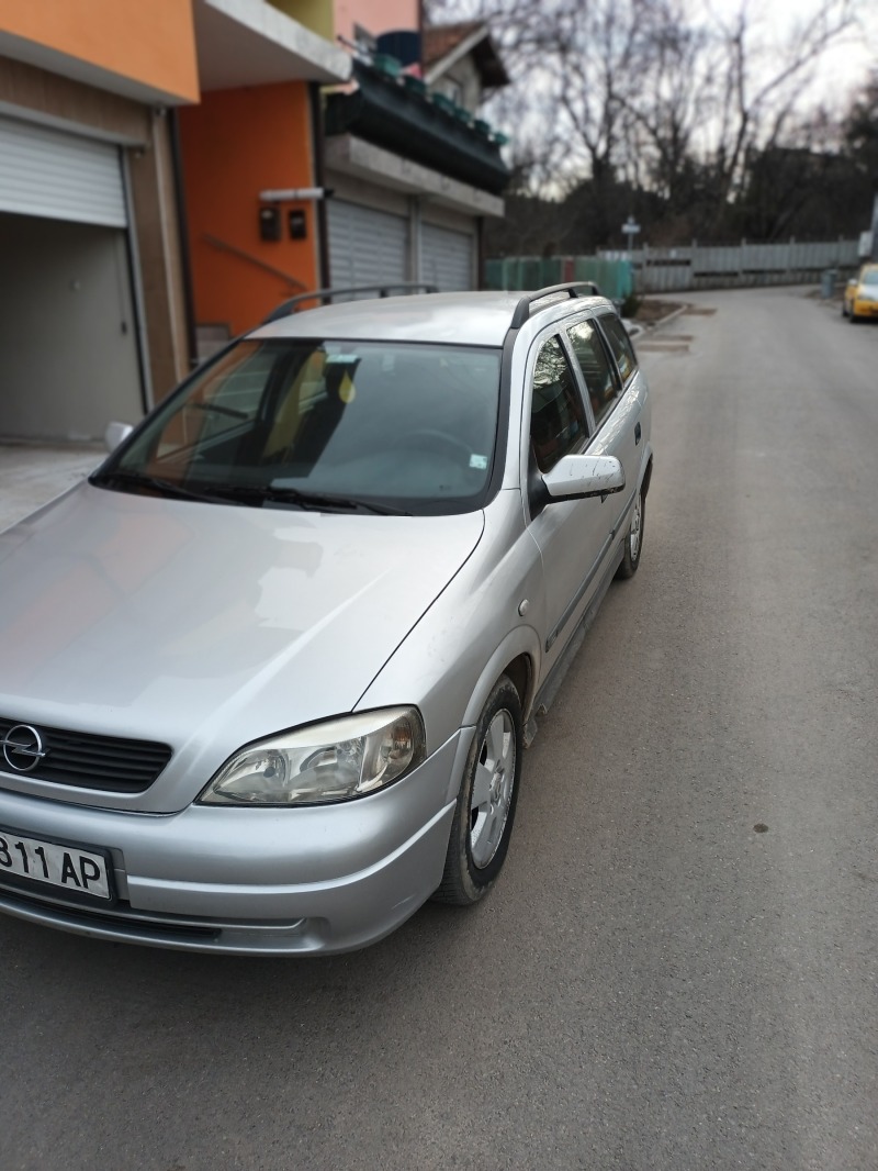 Opel Astra, снимка 1 - Автомобили и джипове - 46342445