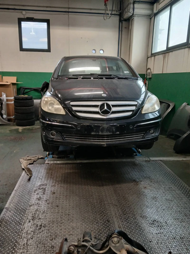 Mercedes-Benz B 200 2.0, снимка 2 - Автомобили и джипове - 49999307