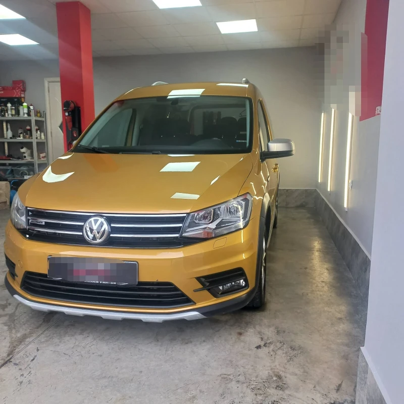 VW Caddy Alltrack 4x4 2.0TDI  ръчка, снимка 1 - Автомобили и джипове - 47814849