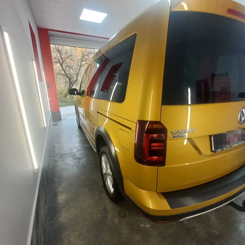 VW Caddy Alltrack 4x4 2.0TDI  ръчка, снимка 3 - Автомобили и джипове - 47814849