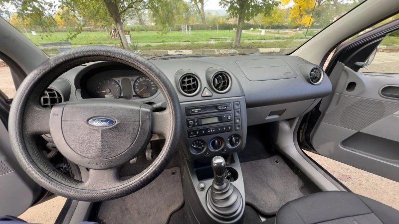 Ford Fiesta, снимка 4 - Автомобили и джипове - 48384161