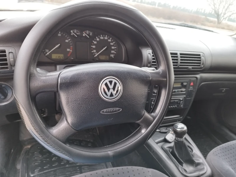 VW Passat B5, снимка 13 - Автомобили и джипове - 48590439