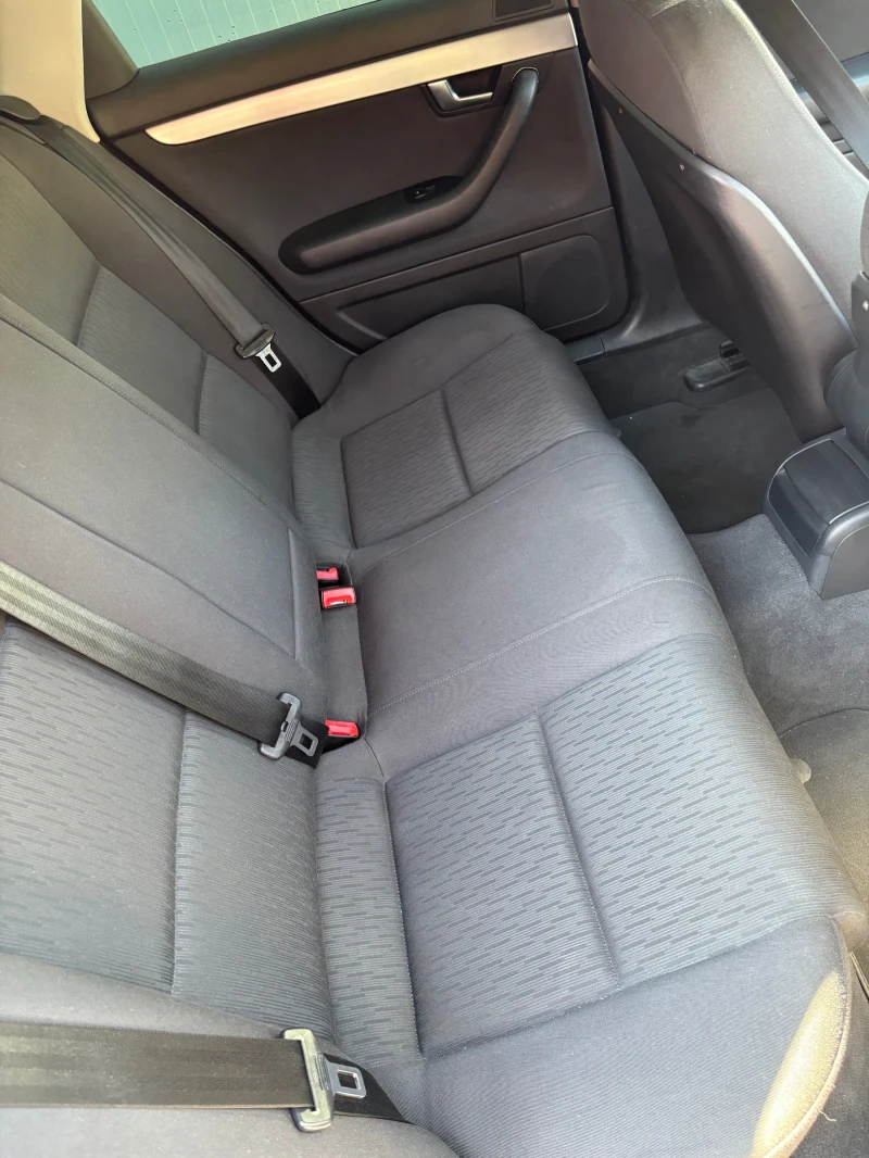 Audi A4, снимка 8 - Автомобили и джипове - 51610606