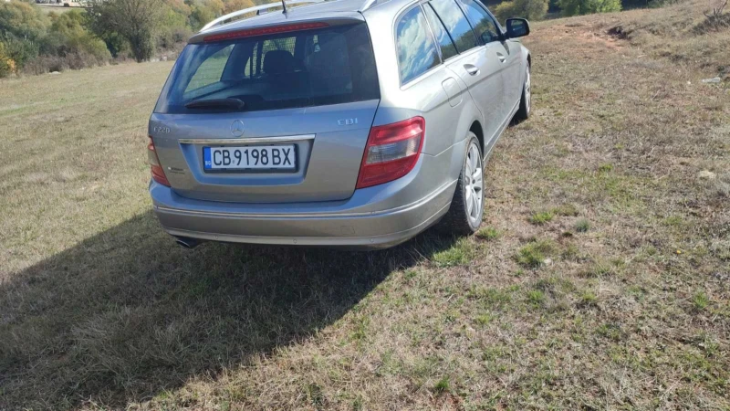 Mercedes-Benz C 220, снимка 10 - Автомобили и джипове - 52493831