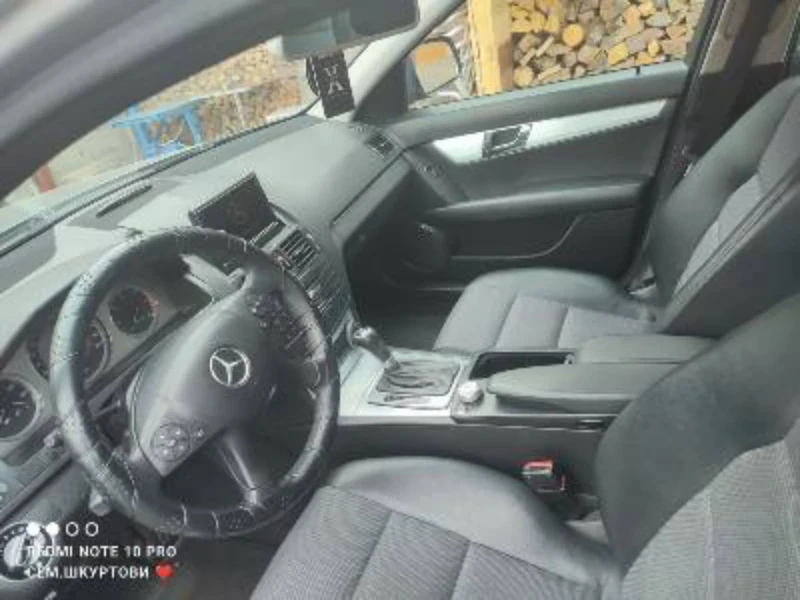 Mercedes-Benz C 220, снимка 4 - Автомобили и джипове - 52493831