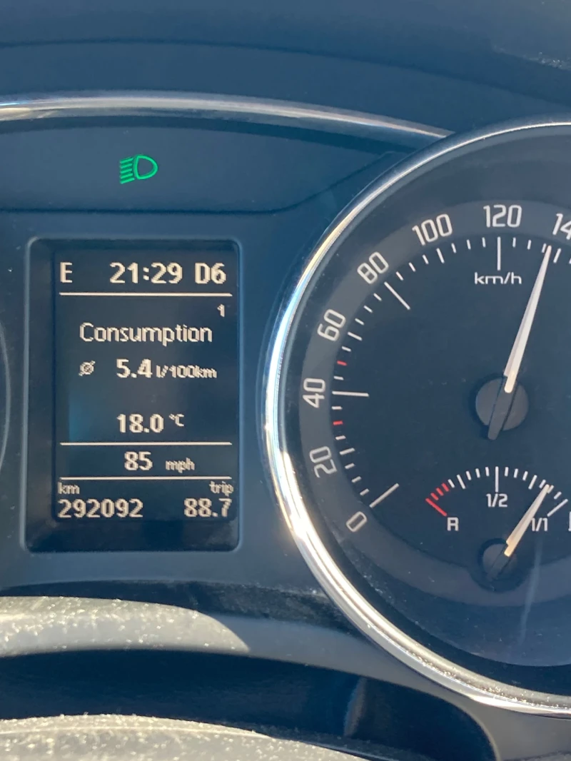 Skoda Superb 170 к.с. DSG, снимка 9 - Автомобили и джипове - 52948858